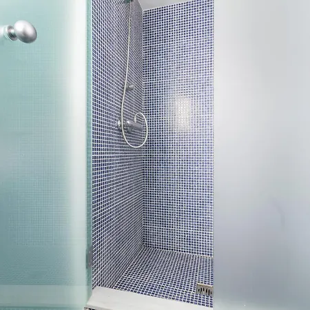 Esencia Mediterranea Precioso En Primera Linea *