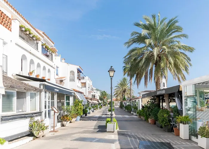 Esencia Mediterránea Precioso En Primera Linea